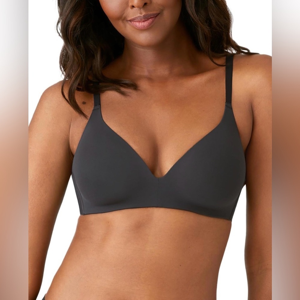 Wacoal Women's Comfort First Lightly Padded Mid Coverage Wire Free T-Shirt Bra